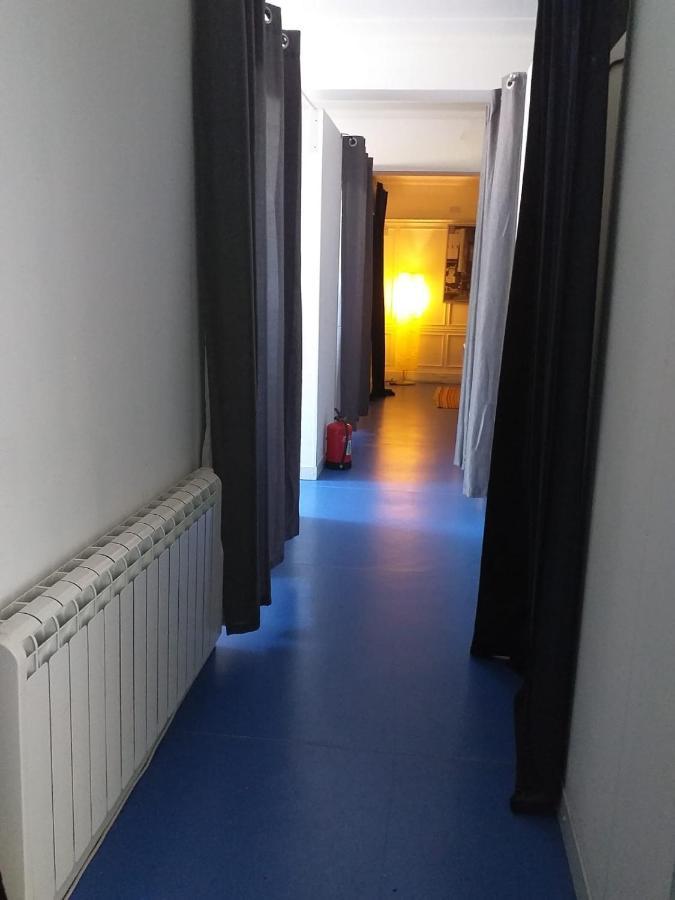 The Queens Hostel London Exterior photo