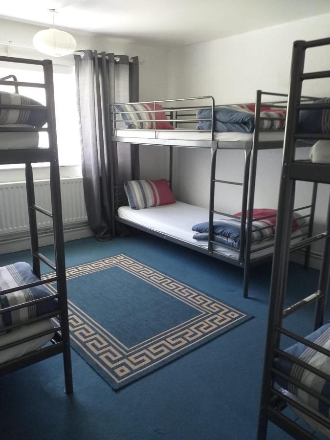 The Queens Hostel London Exterior photo