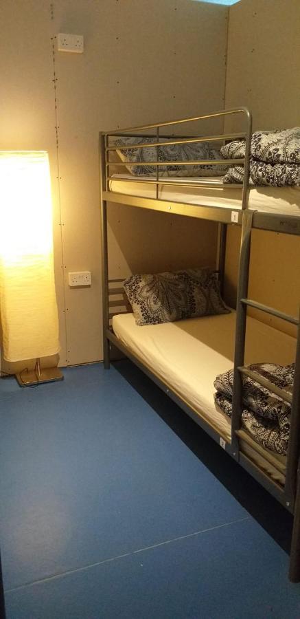 The Queens Hostel London Exterior photo