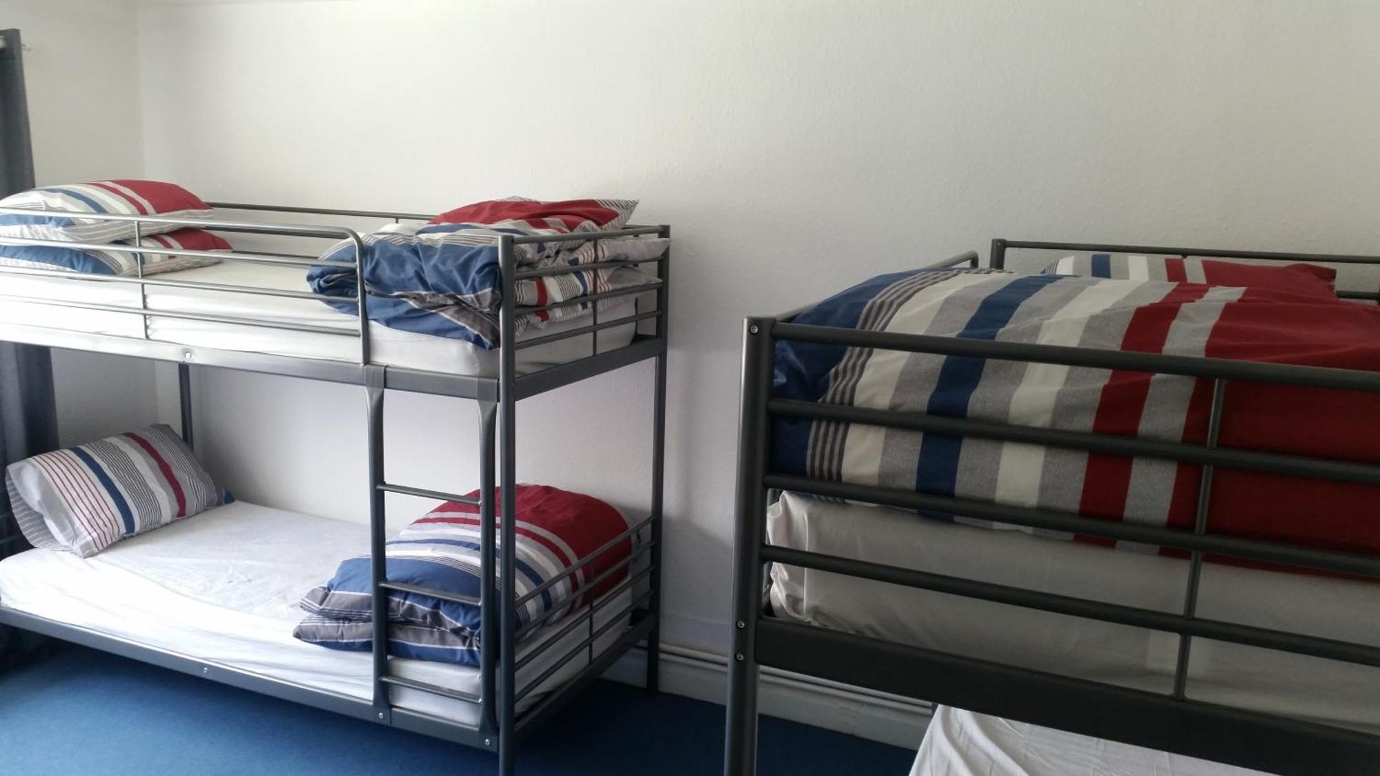 The Queens Hostel London Exterior photo